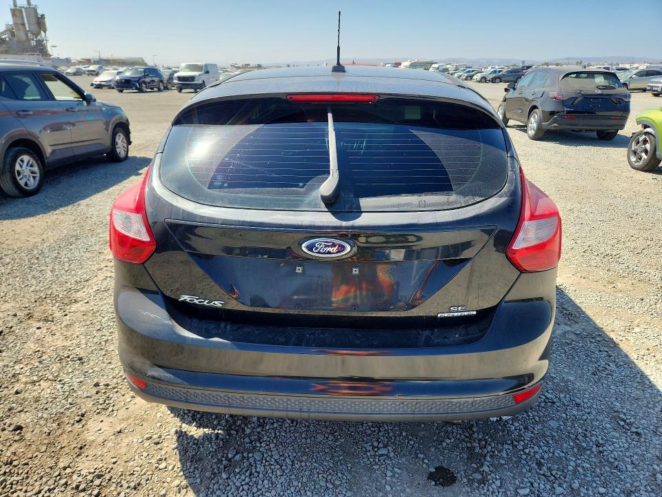 Photo 6 from auction – 2014 FORD FOCUS with VIN 1FADP3K29EL324959