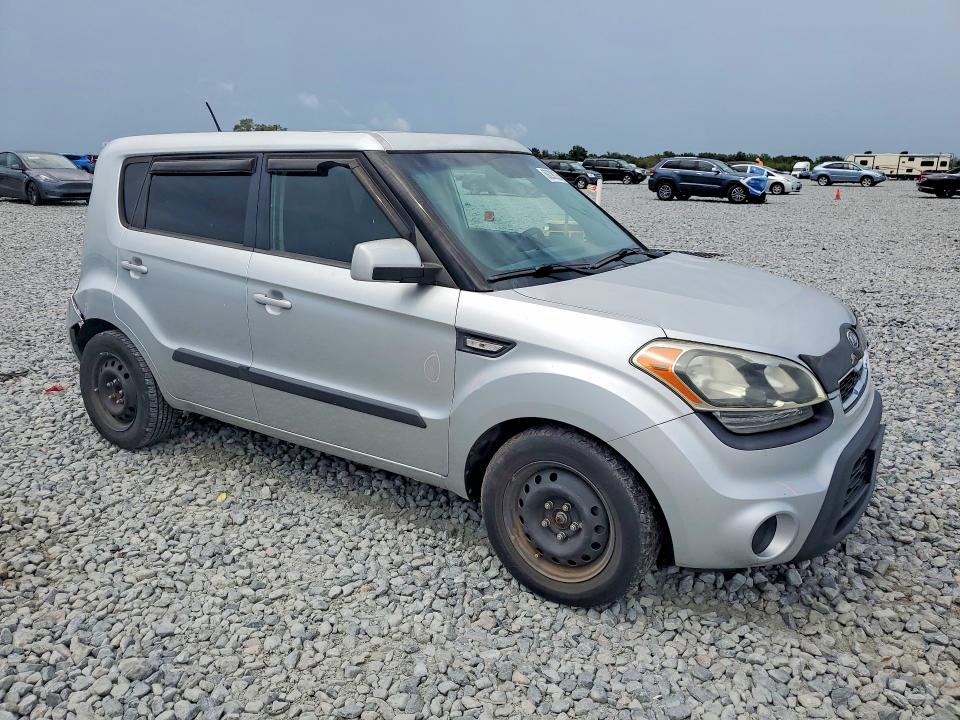 Photo 4 from auction – 2012 KIA SOUL with VIN KNDJT2A51C7429712