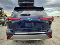 Photo 6 from auction – 2020 TOYOTA HIGHLANDER with VIN 5TDEBRCH9LS012607