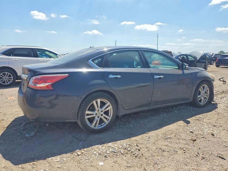 Photo 3 from auction – 2013 NISSAN ALTIMA with VIN 1N4BL3AP3DC100889