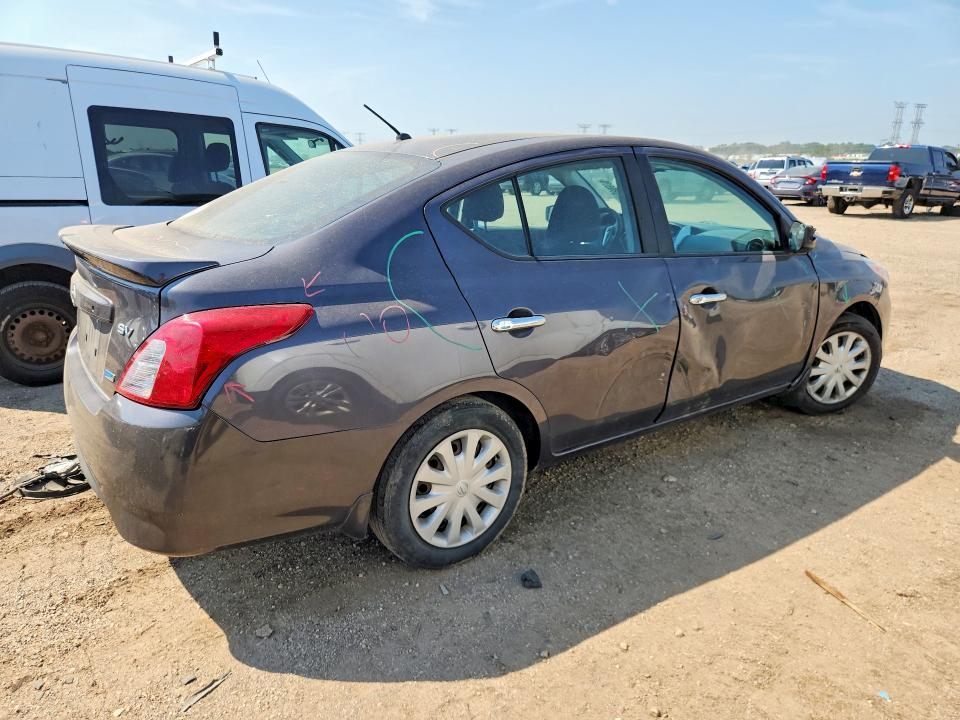 Foto 3 de la subasta – 2015 NISSAN VERSA con VIN 3N1CN7AP0FL829636
