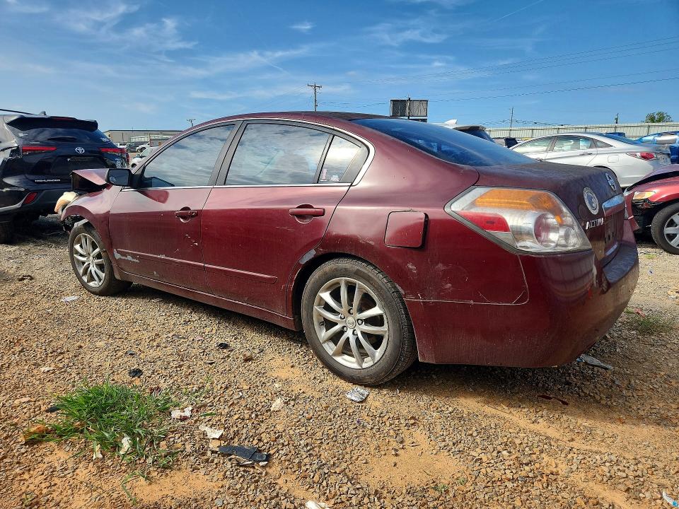 Zdjęcie 2 z aukcji – 2011 NISSAN ALTIMA z VIN 1N4AL2AP2BN447153
