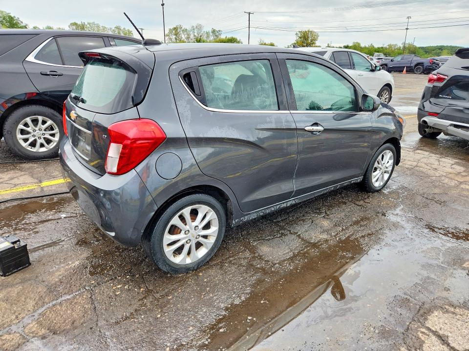 Photo 3 from auction – 2020 CHEVROLET SPARK with VIN KL8CF6SA9LC445790