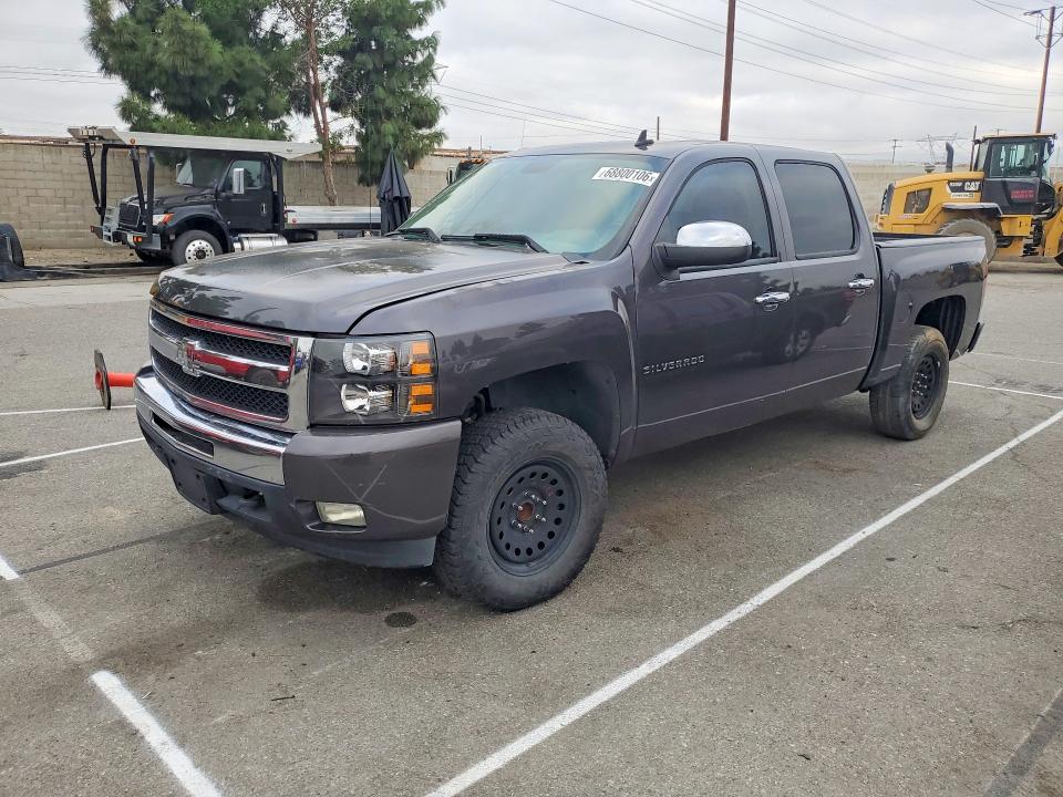 2011 CHEVROLET SILVERADO - Търг №68800106