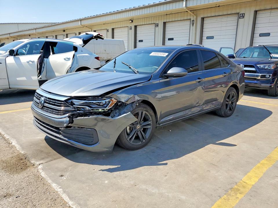 VOLKSWAGEN JETTA 2022 с VIN 3VW7M7BU6NM023134 - Снимка от търг
