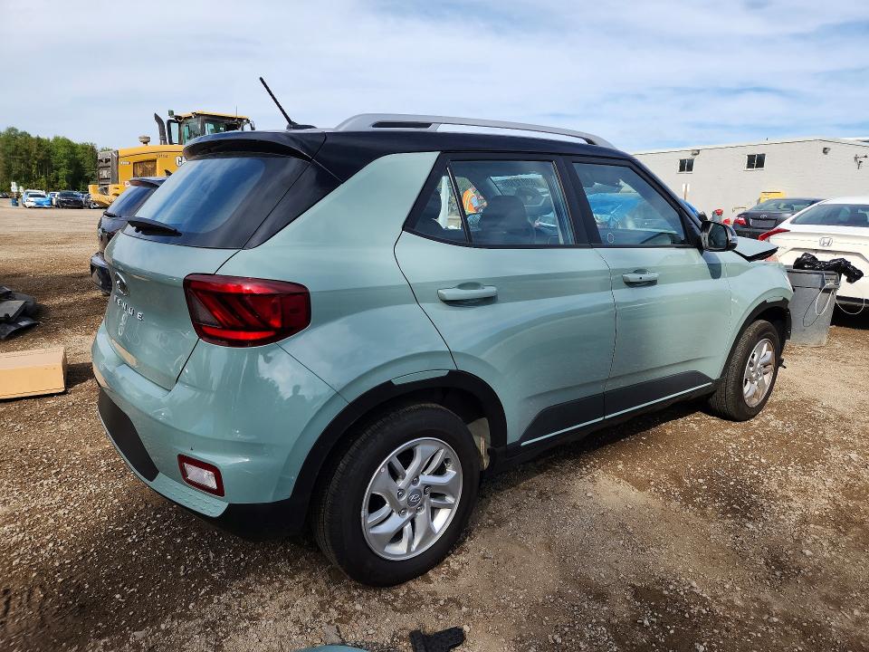 Photo 3 from auction – 2026 HYUNDAI VENUE with VIN KMHRC8A39TU458747