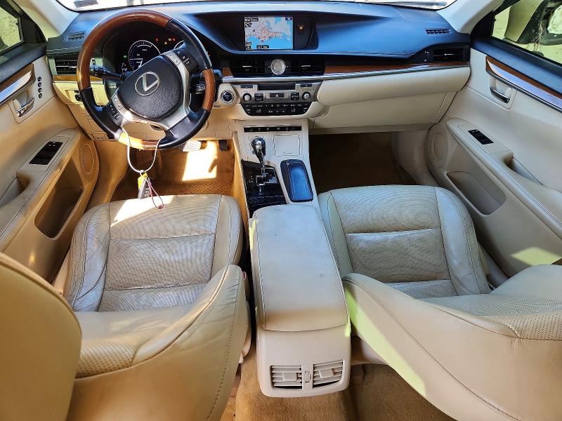 Foto 8 de la subasta – 2015 LEXUS ES con VIN JTHBW1GG1F2083109