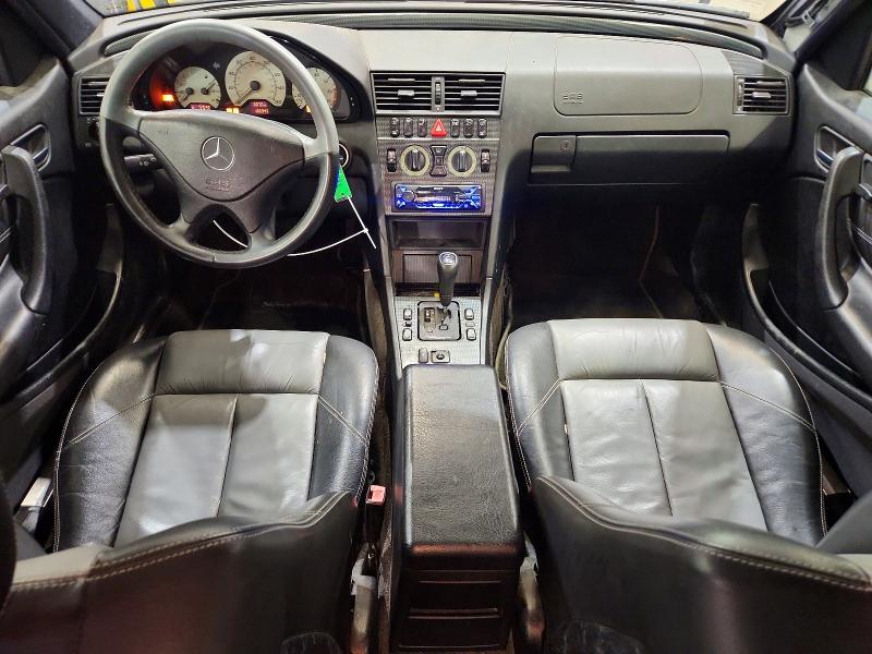 Zdjęcie 8 z aukcji – 2000 MERCEDES-BENZ C z VIN WDBHA24G8YA859909