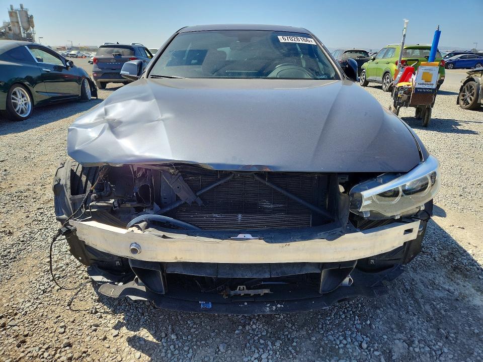 Photo 5 from auction – 2019 BMW 430I with VIN WBA4J1C50KBM12712