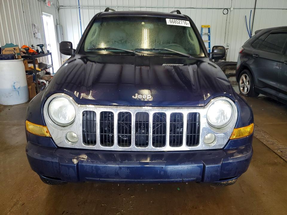 Photo 5 from auction – 2006 JEEP LIBERTY with VIN 1J8GL58506W227075