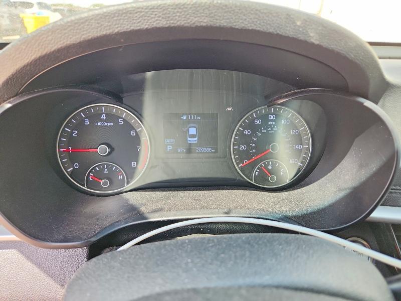 Foto 9 de la subasta – 2019 KIA OPTIMA con VIN 5XXGU4L14KG309289