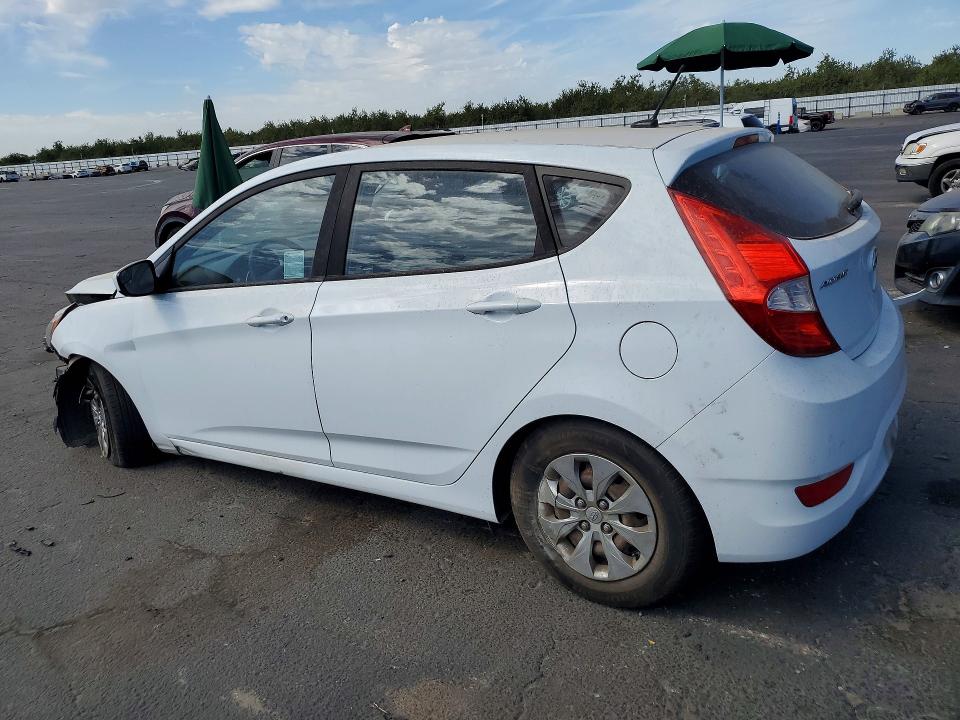 Photo 2 from auction – 2016 HYUNDAI ACCENT with VIN KMHCT5AE1GU285477