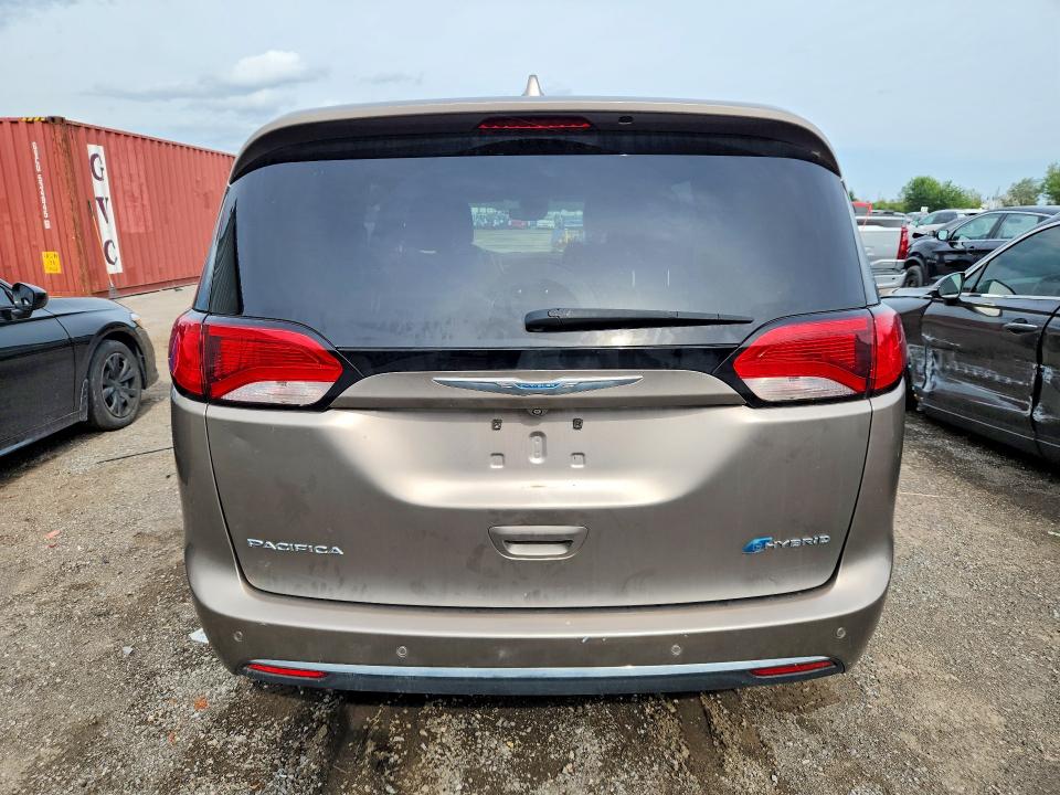 Photo 6 from auction – 2018 CHRYSLER PACIFICA with VIN 2C4RC1N74JR152560