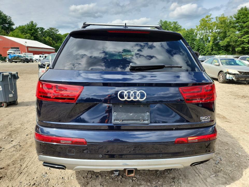 Photo 6 from auction – 2017 AUDI Q7 with VIN WA1LAAF73HD028524