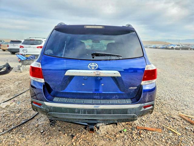 Zdjęcie 6 z aukcji – 2013 TOYOTA HIGHLANDER z VIN 5TDDK3EH4DS217730
