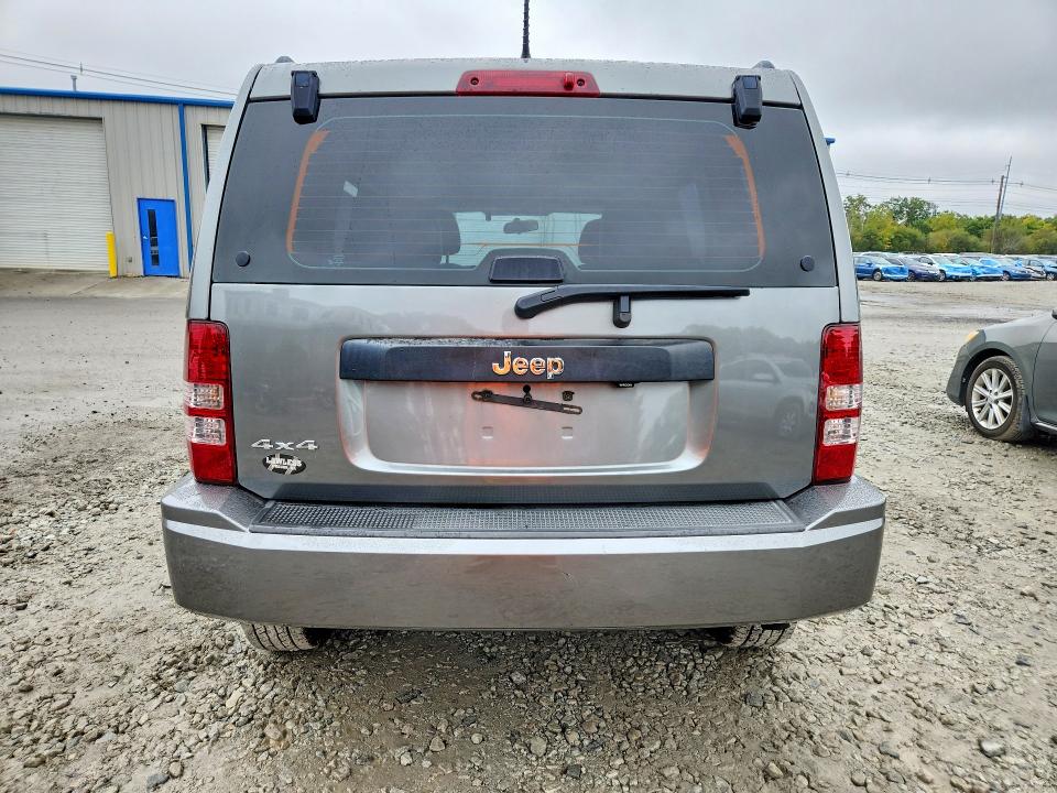 Photo 6 from auction – 2012 JEEP LIBERTY with VIN 1C4PJMAK1CW209638