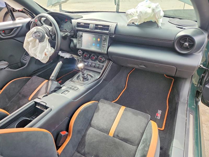 Photo 8 from auction – 2025 TOYOTA GR 86 with VIN JF1ZNBM12S9751614