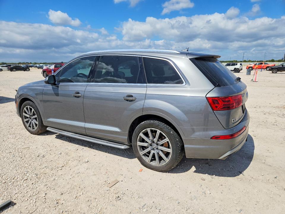 Zdjęcie 2 z aukcji – 2018 AUDI Q7 z VIN WA1LHAF73JD006959