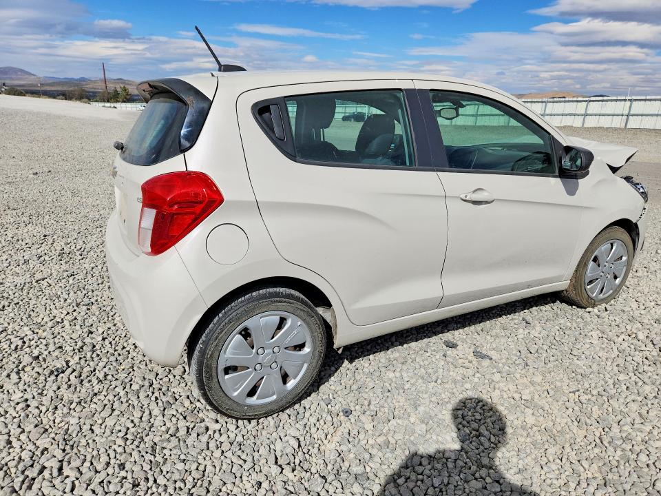 Foto 3 de la subasta – 2016 CHEVROLET SPARK con VIN KL8CA6SA1GC620120