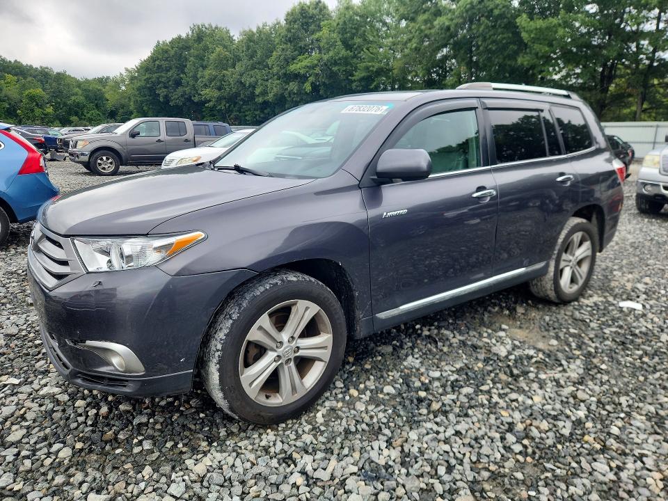 2012 TOYOTA HIGHLANDER