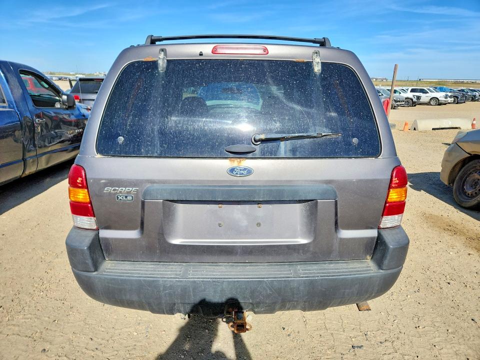 Photo 6 from auction – 2003 FORD ESCAPE with VIN 1FMYU02133KB21526