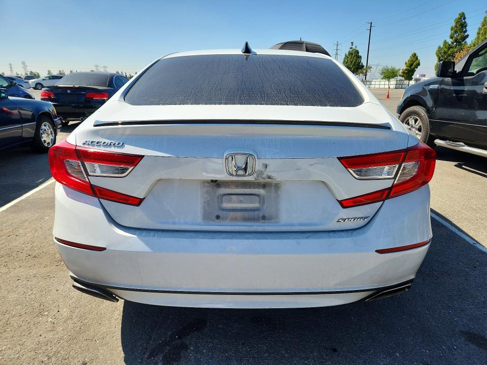 Снимка 6 от търг – 2021 HONDA ACCORD с VIN 1HGCV1F39MA038608