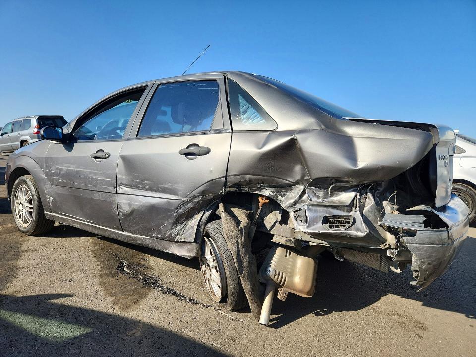 Снимка 2 от търг – 2007 FORD FOCUS с VIN 1FAFP34N17W108010