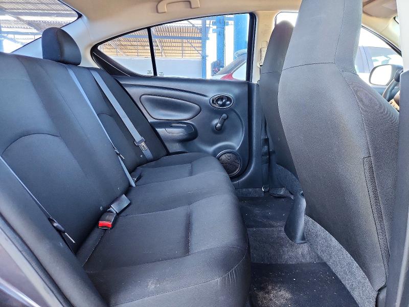 Снимка 10 от търг – 2015 NISSAN VERSA с VIN 3N1CN7AP4FL872960