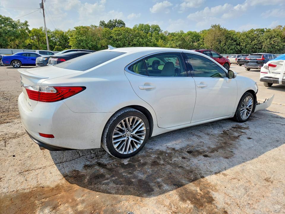 Photo 3 from auction – 2013 LEXUS ES with VIN JTHBK1GG3D2024796