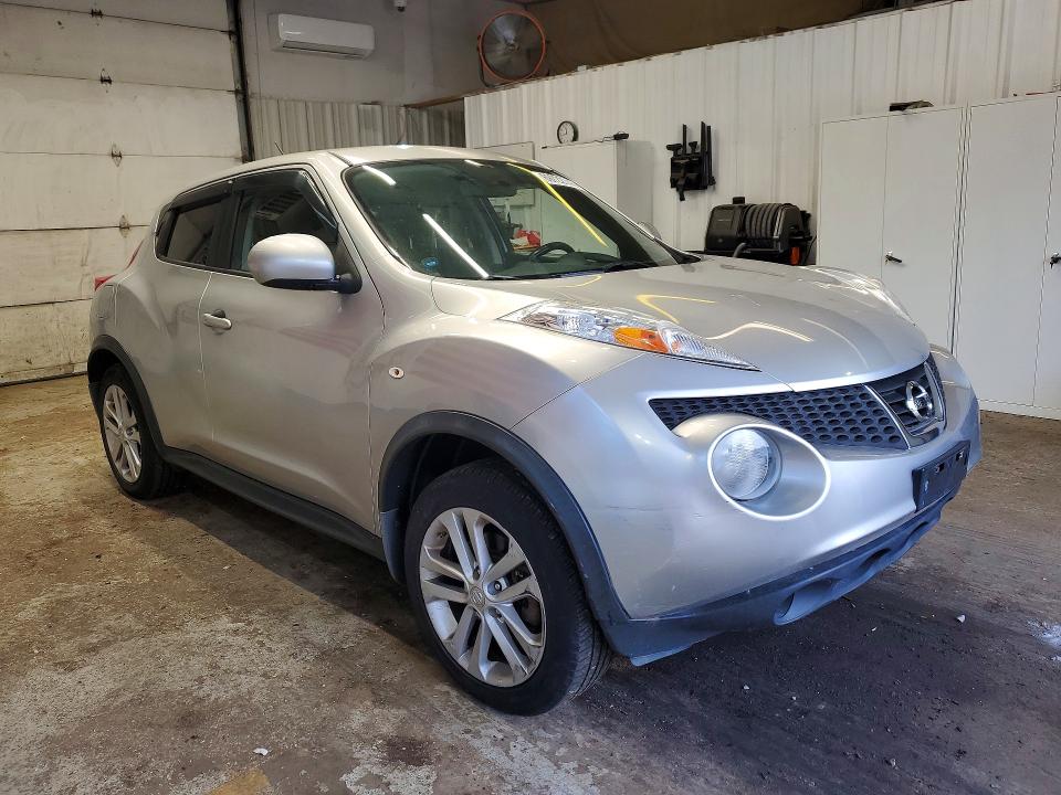 Photo 4 from auction – 2011 NISSAN JUKE with VIN JN8AF5MV7BT013551