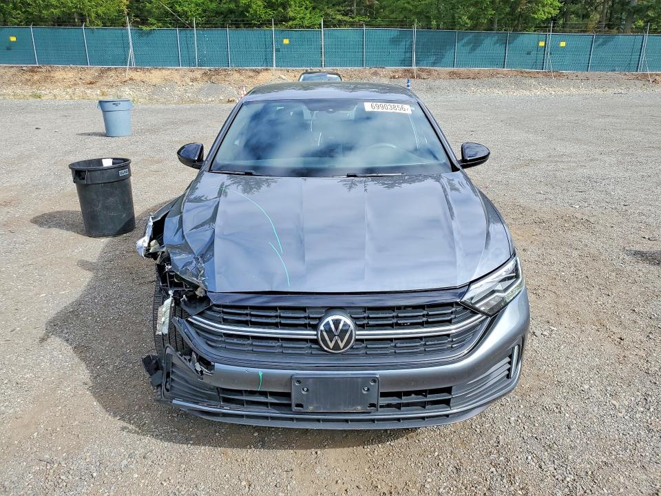 Photo 5 from auction – 2023 VOLKSWAGEN JETTA with VIN 3VWBM7BU8PM023150