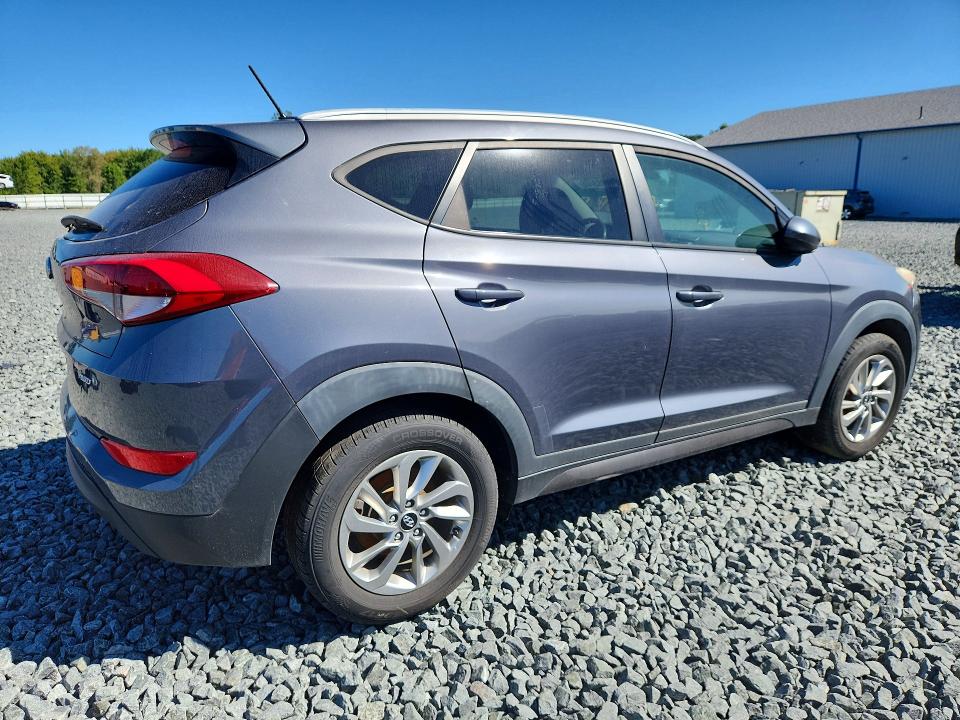 Photo 3 from auction – 2016 HYUNDAI TUCSON with VIN KM8J3CA45GU129204