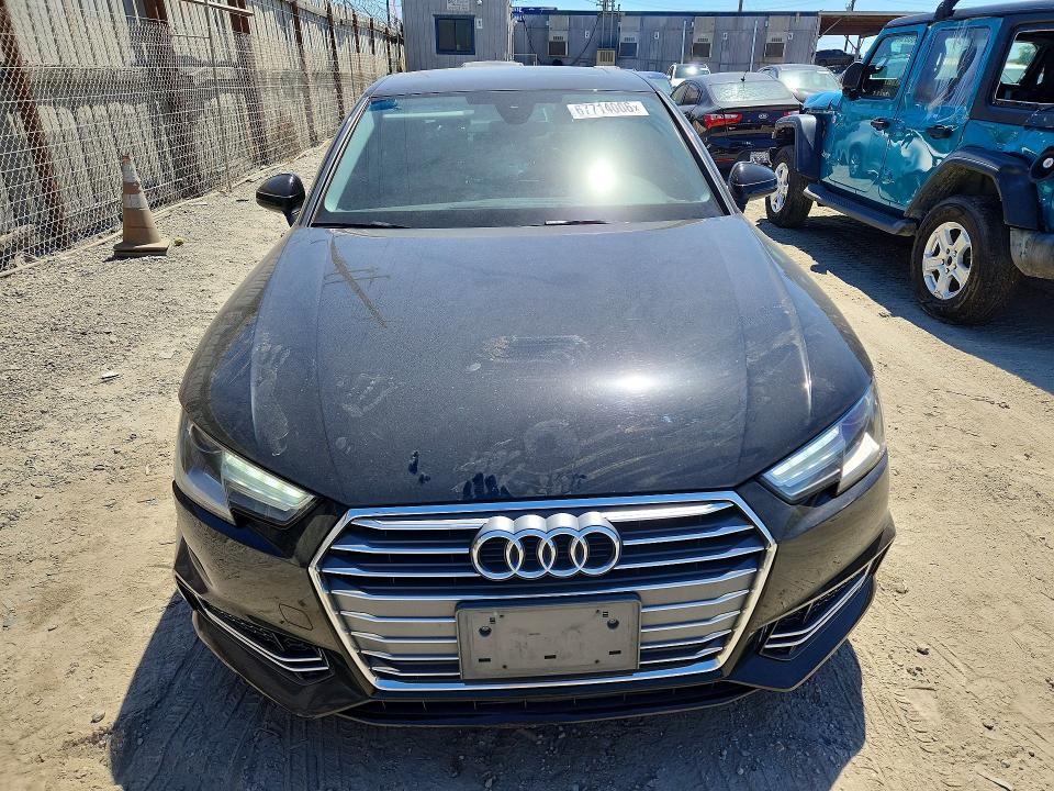 Foto 5 de la subasta – 2018 AUDI A4 con VIN WAUKMAF49JA113242