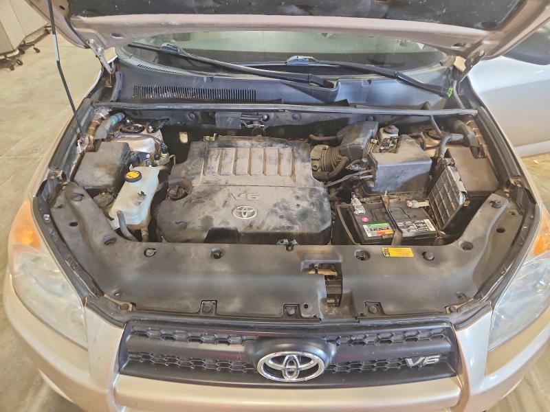 Photo 11 from auction – 2012 TOYOTA RAV4 with VIN 2T3BK4DV7CW090571