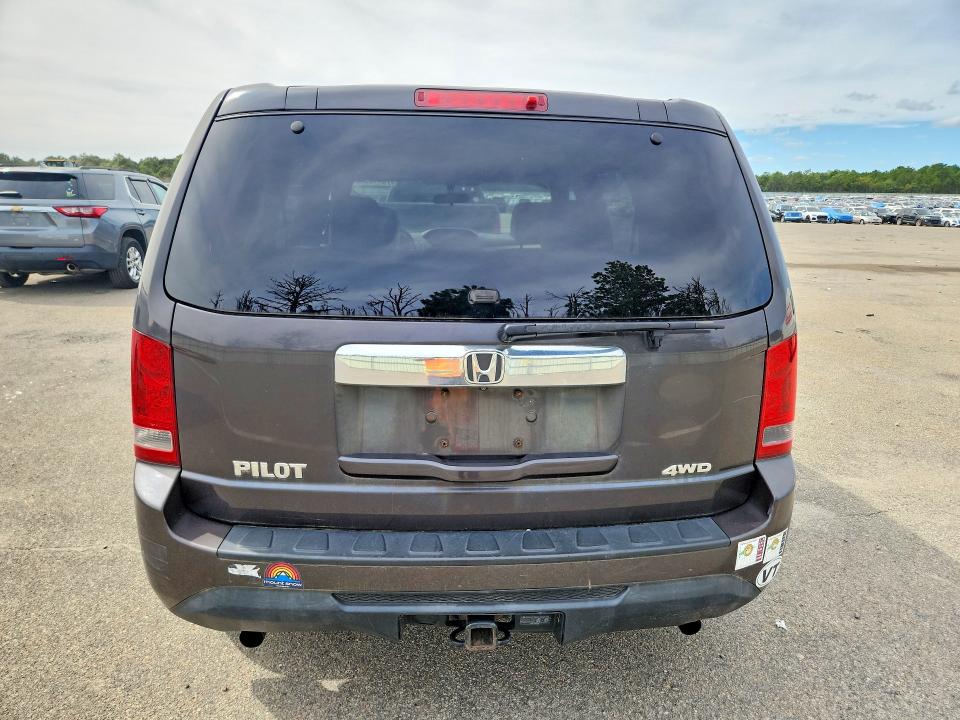 Photo 6 from auction – 2014 HONDA PILOT with VIN 5FNYF4H26EB008367