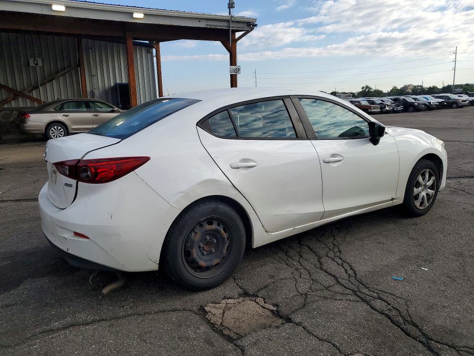 صورة رقم 3 من المزاد - 2015 MAZDA 3 مع VIN JM1BM1T72F1235580