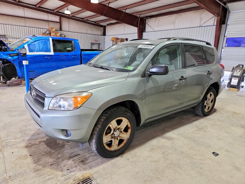 TOYOTA RAV4 2007 with VIN JTMBD33V476032642 - Photo from auction