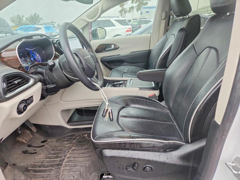 Photo 7 from auction – 2023 CHRYSLER PACIFICA with VIN 2C4RC1S70PR572930