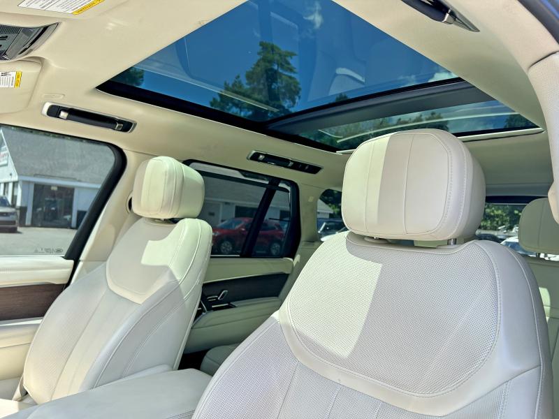 Photo 9 from auction – 2023 LAND ROVER RANGE ROVER with VIN SALKP9E73PA083208