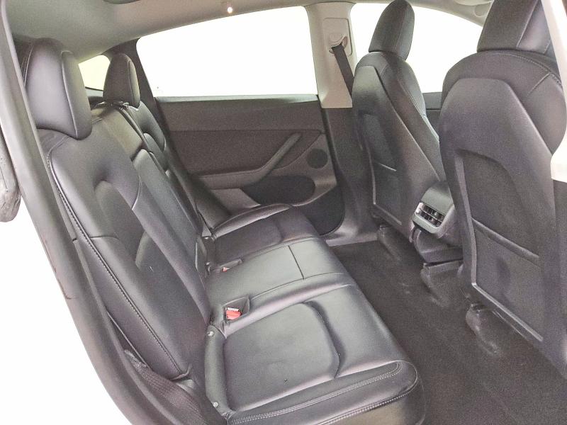 Photo 11 from auction – 2021 TESLA MODEL Y with VIN 5YJYGDEE8MF123823