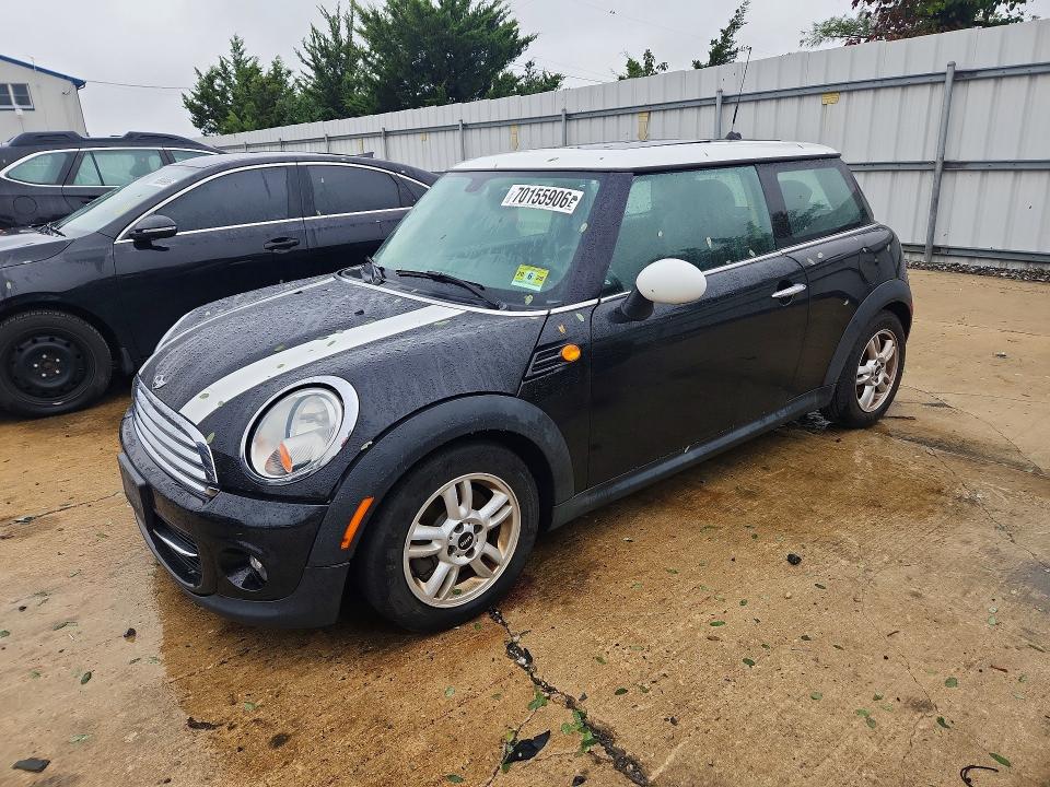MINI COOPER 2013 with VIN WMWSU3C5XDT682215 - Photo from auction