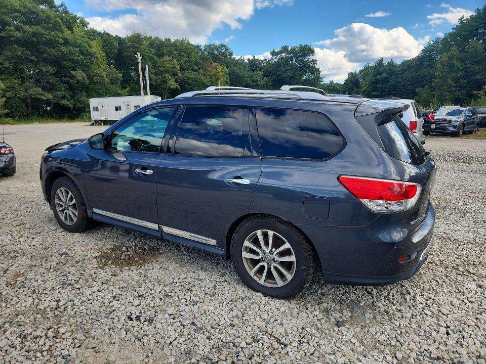 Photo 2 from auction – 2013 NISSAN PATHFINDER with VIN 5N1AR2MM4DC609918