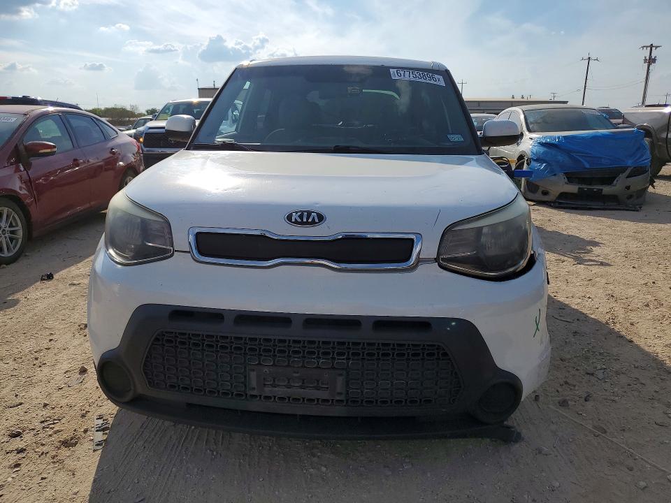 Фото 5 с аукциона – 2015 KIA SOUL с VIN KNDJN2A26F7141544
