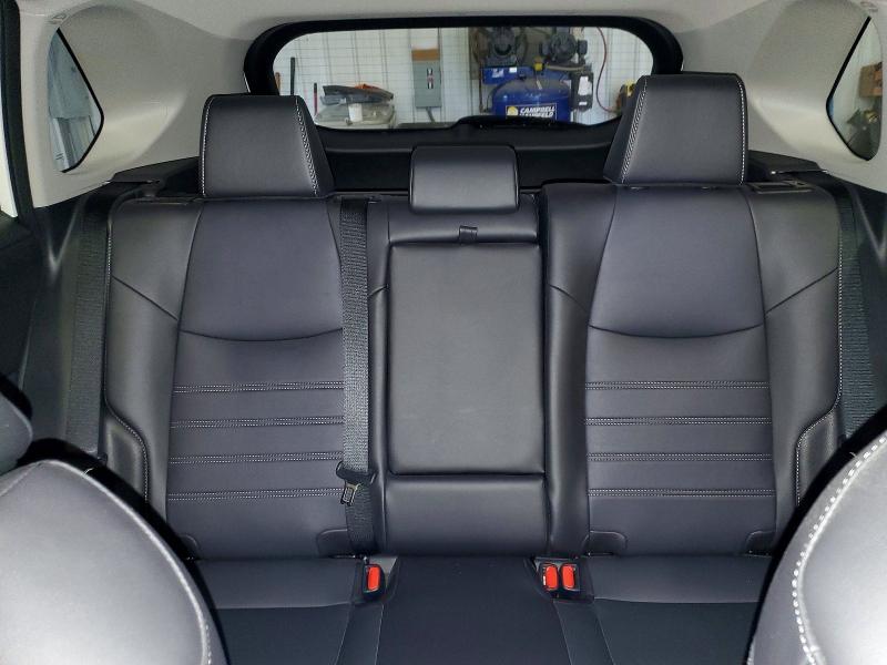 Снимка 10 от търг – 2024 TOYOTA RAV4 с VIN 2T3A1RFV4RW442913
