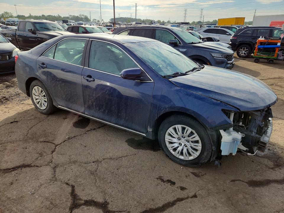 Photo 4 from auction – 2014 TOYOTA CAMRY with VIN 4T1BF1FK2EU870298