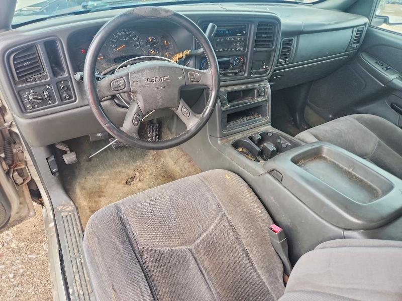 Photo 8 from auction – 2003 GMC NEW SIERRA with VIN 2GTEC19V031330098