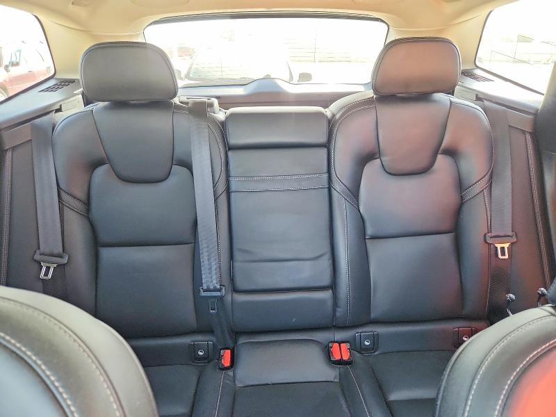 Photo 10 from auction – 2021 VOLVO XC60 with VIN YV4A22RL1M1875799