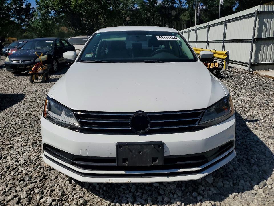 Photo 5 from auction – 2017 VOLKSWAGEN JETTA with VIN 3VW167AJ3HM348142