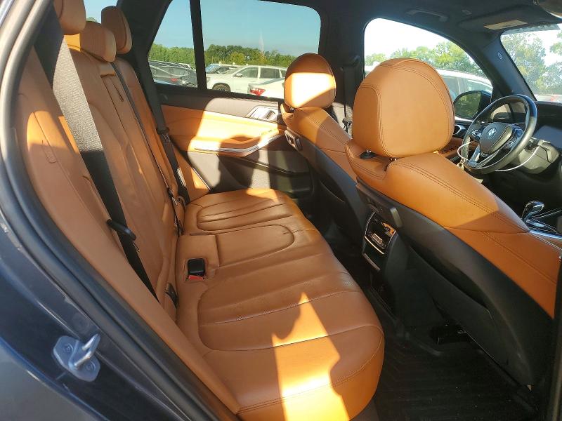 Снимка 10 от търг – 2021 BMW X5 с VIN 5UXCR6C09M9E22837