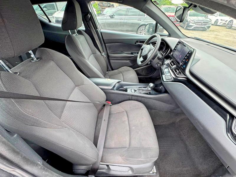 Photo 5 from auction – 2019 TOYOTA C-HR with VIN NMTKHMBX1KR100724